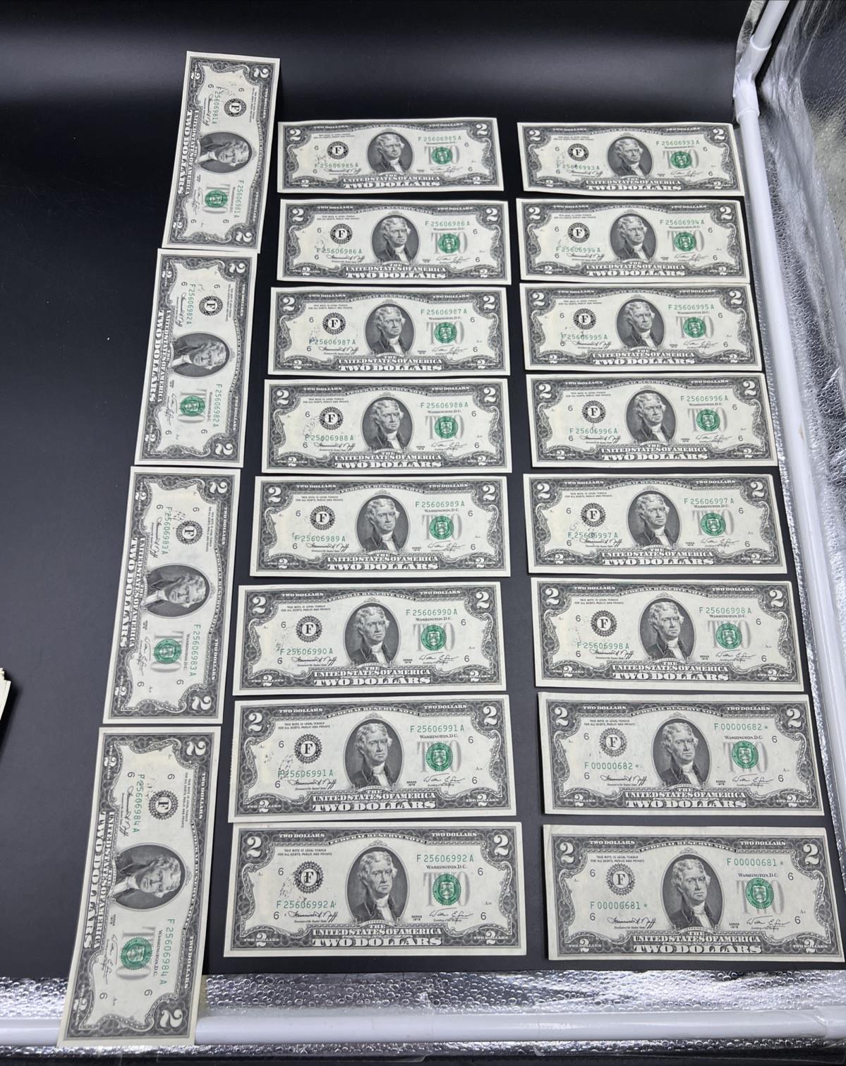 Pack of 50 Bills 1976 Postal $2 Two Dollar FRN Federal Reserve Notes CH AU - CU