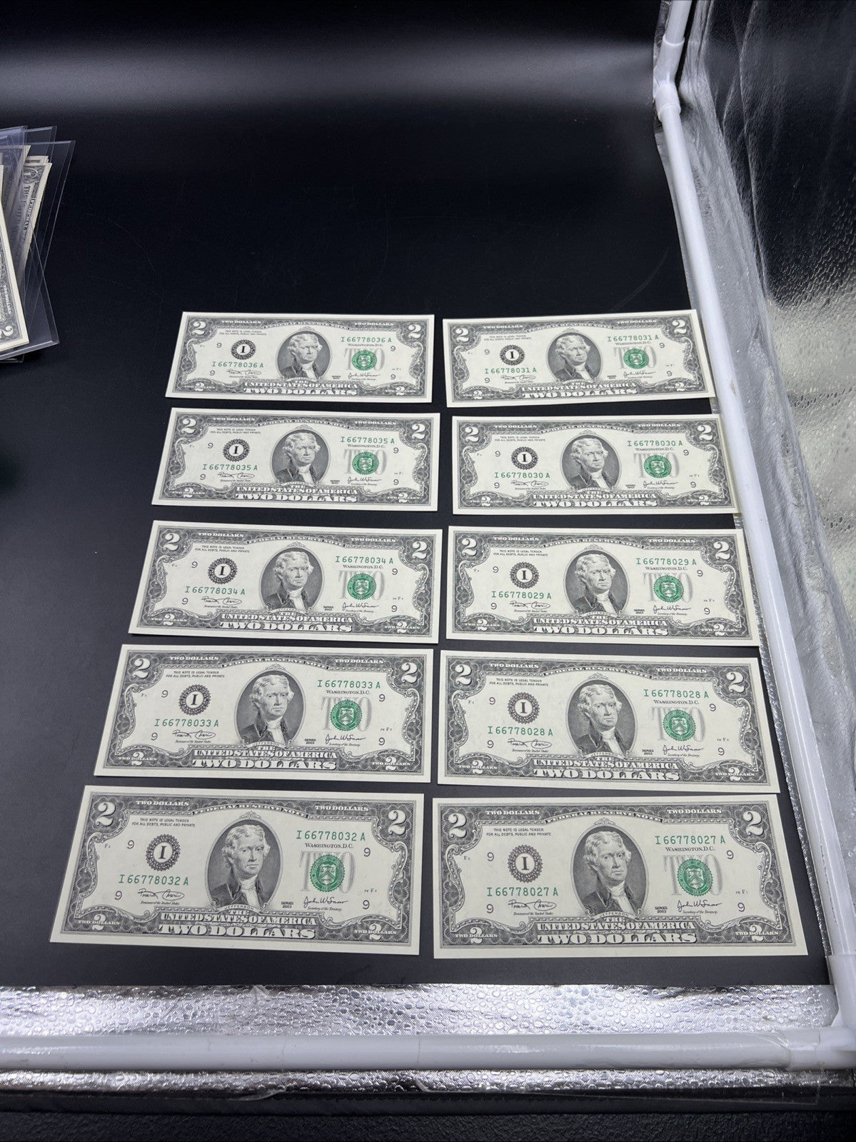 10 Consecutive 2003 Two Dollar FRN Federal Reserve Notes Repeaters CH UNC #27