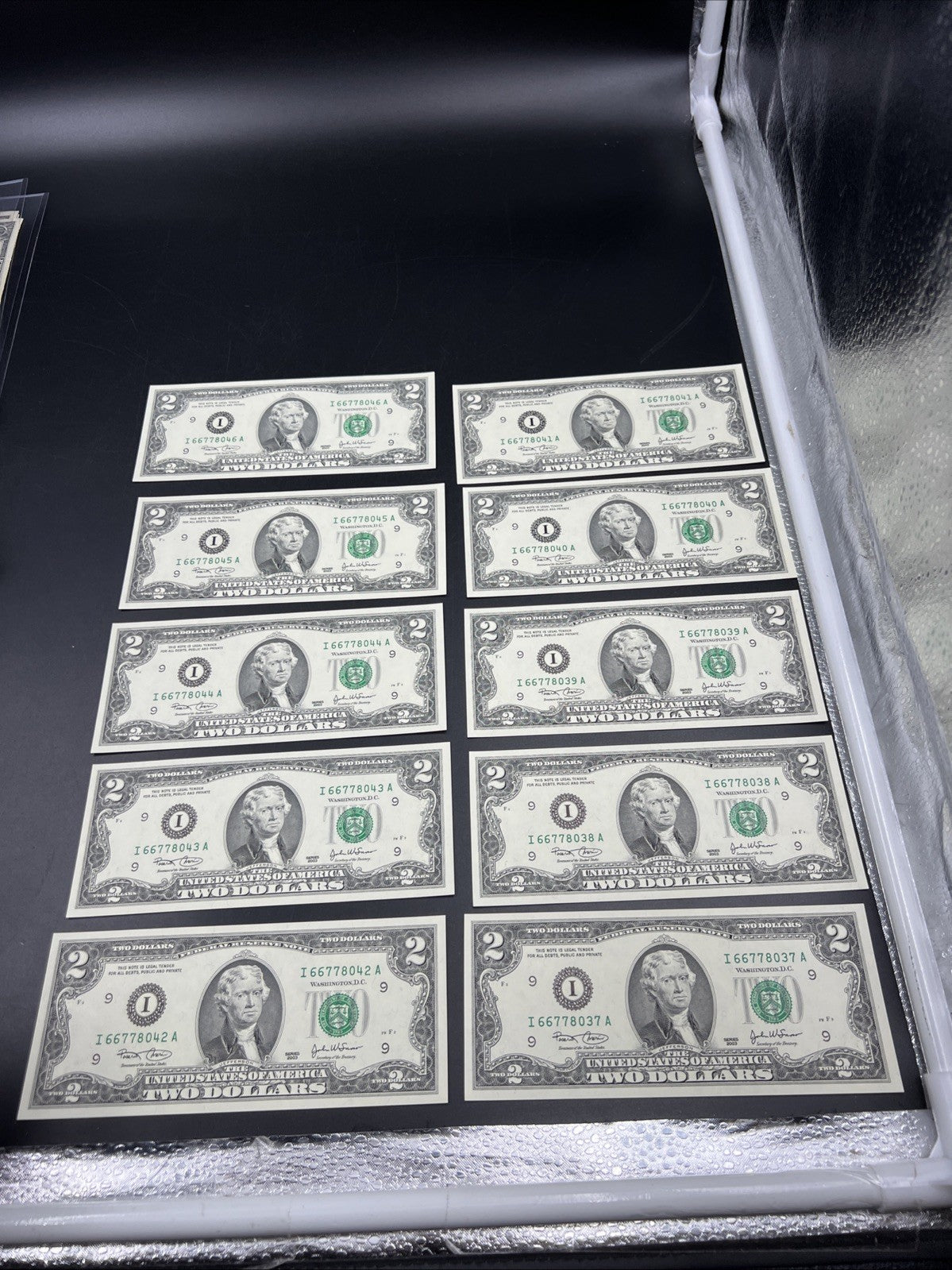 10 Consecutive 2003 Two Dollar FRN Federal Reserve Notes Repeaters CH UNC #37