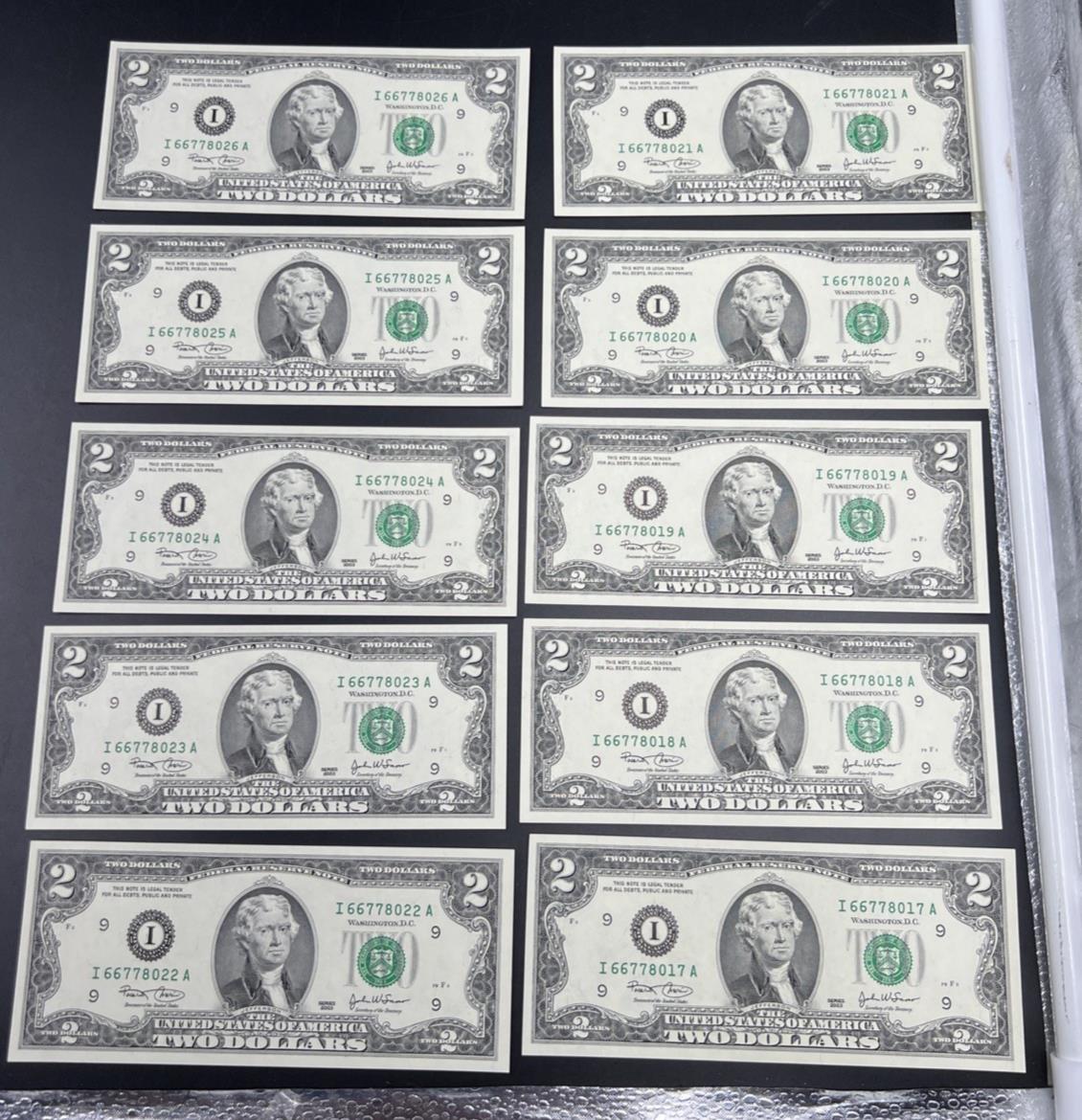 10 Consecutive 2003 Two Dollar FRN Federal Reserve Notes Repeaters CH UNC #17