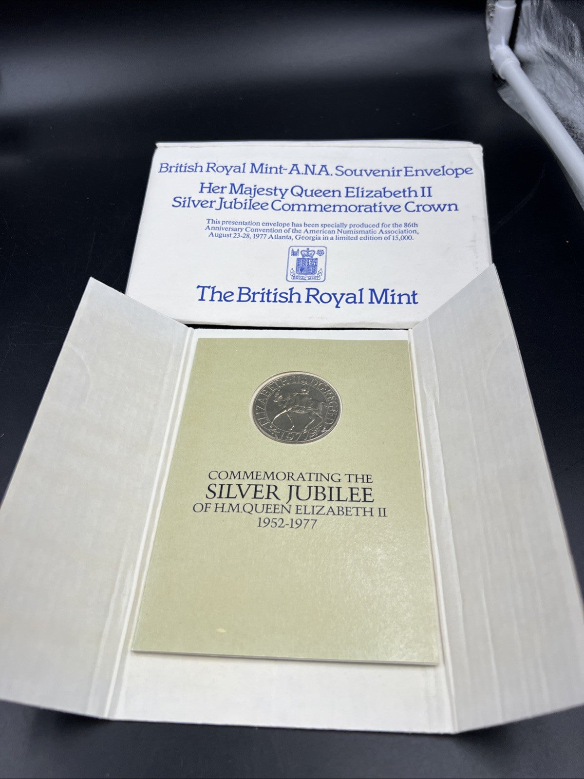 British Royal Mint ANA Souvenir 1977 Great Britain 25 Pence Queen Elizabeth II