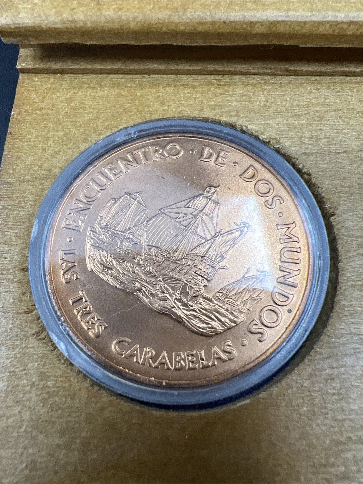 Columbus Discovery Of America 500th Anniversary Medals set Wooden Display Box #B