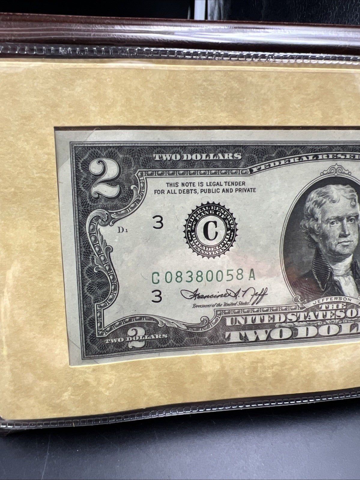 FDOI 1976 $2 FRN Federal Reserve Bicentennial Note April 13th leather display #A
