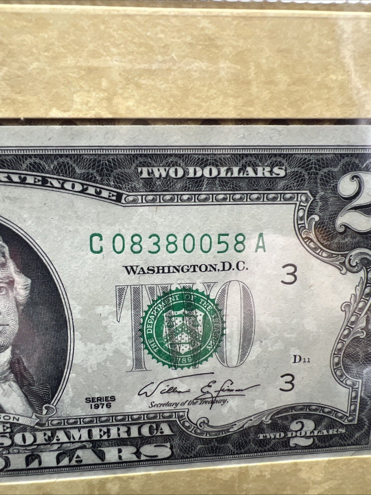 FDOI 1976 $2 FRN Federal Reserve Bicentennial Note April 13th leather display #A