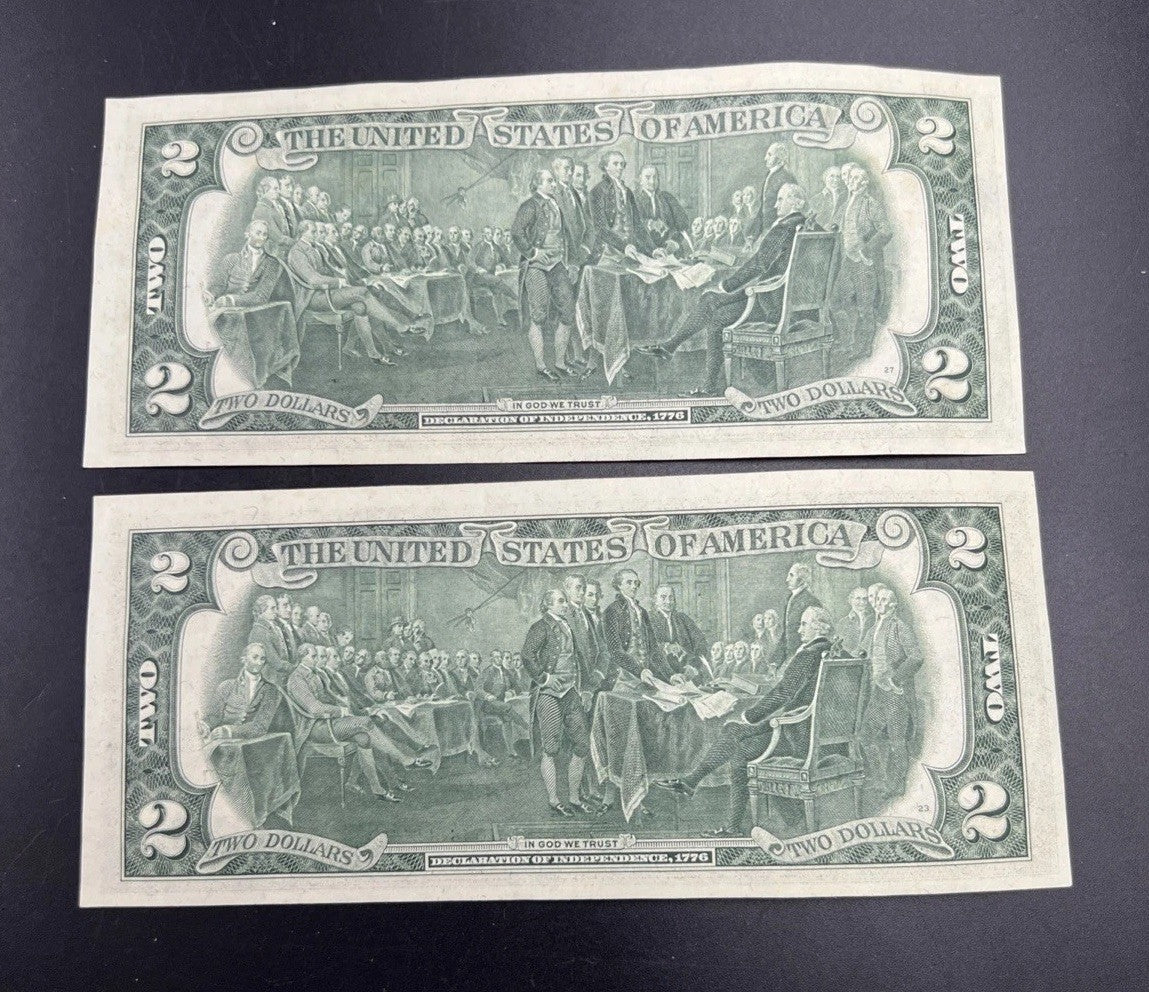 2 Consecutive 1976 $2 Bicentennial Two Dollar Federal Reserve Notes CH AU/ CU #A