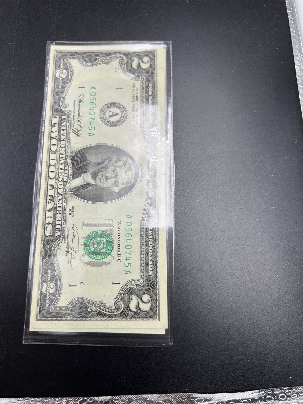 2 Consecutive 1976 $2 Bicentennial Two Dollar Federal Reserve Notes CH AU/ CU #A