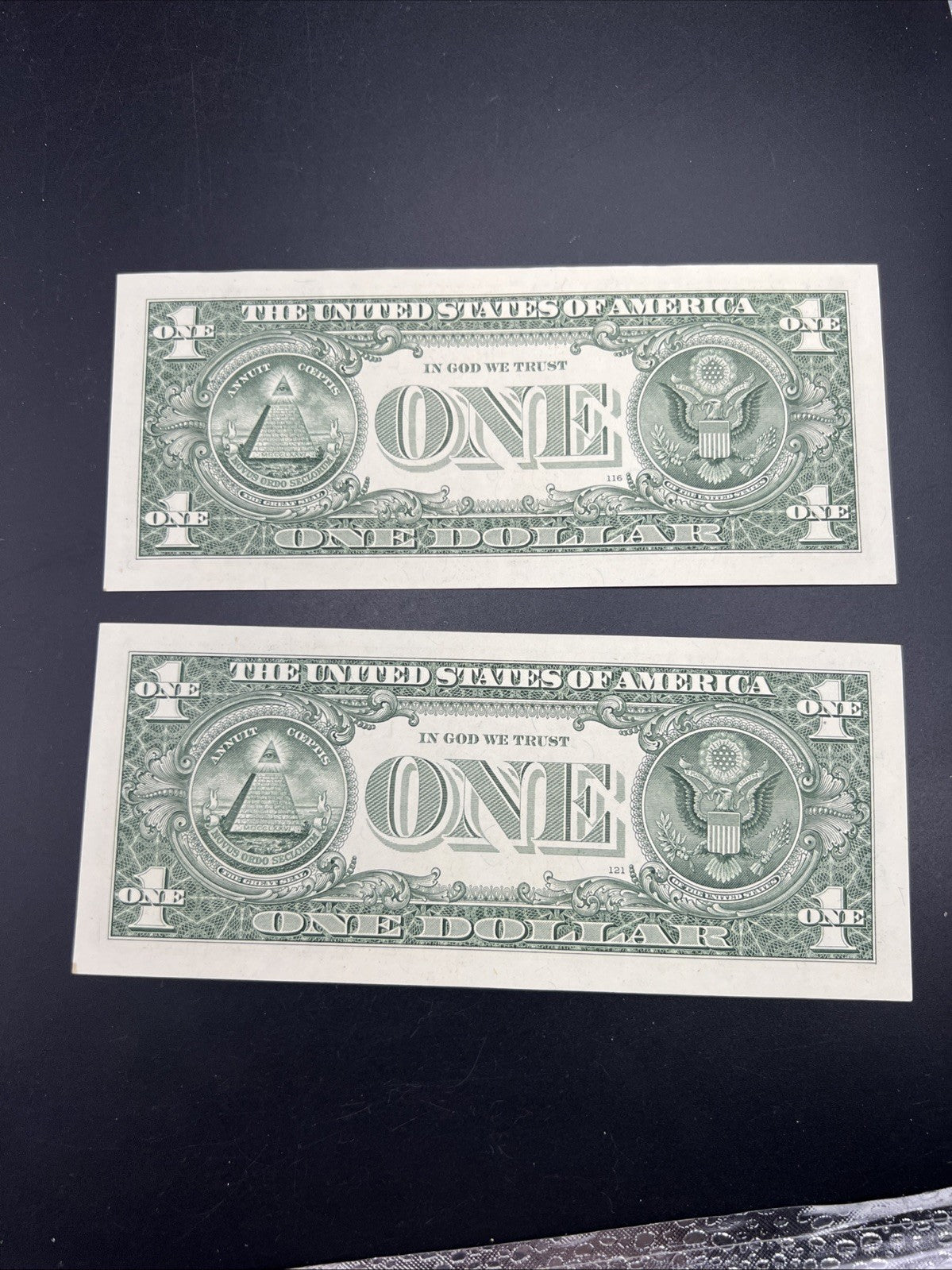 Consecutive Pair 2013 $1 FRN Federal Reserve Note Bills CH UNC #349