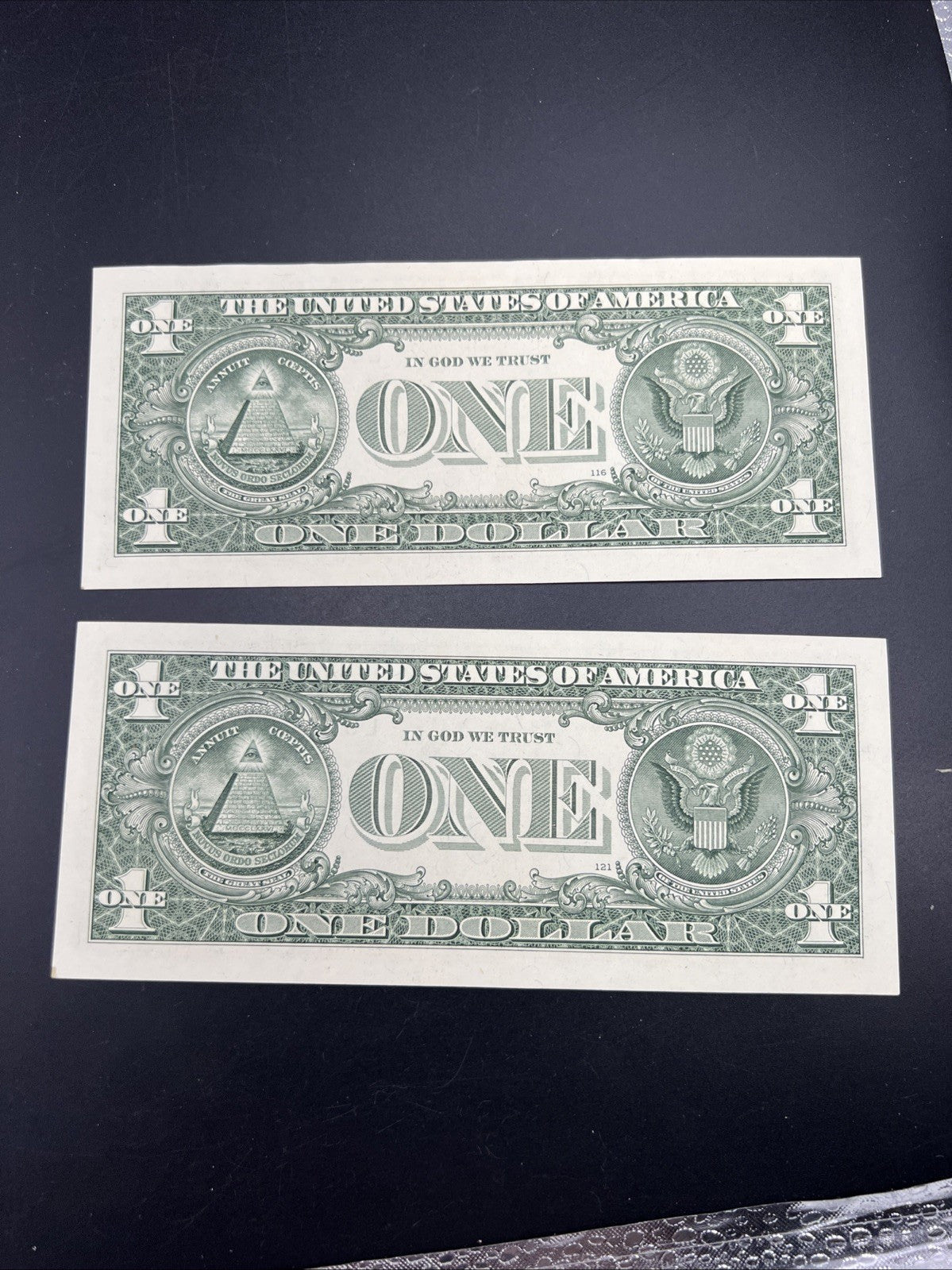 Consecutive Pair 2013 $1 FRN Federal Reserve Note Bills CH UNC #349