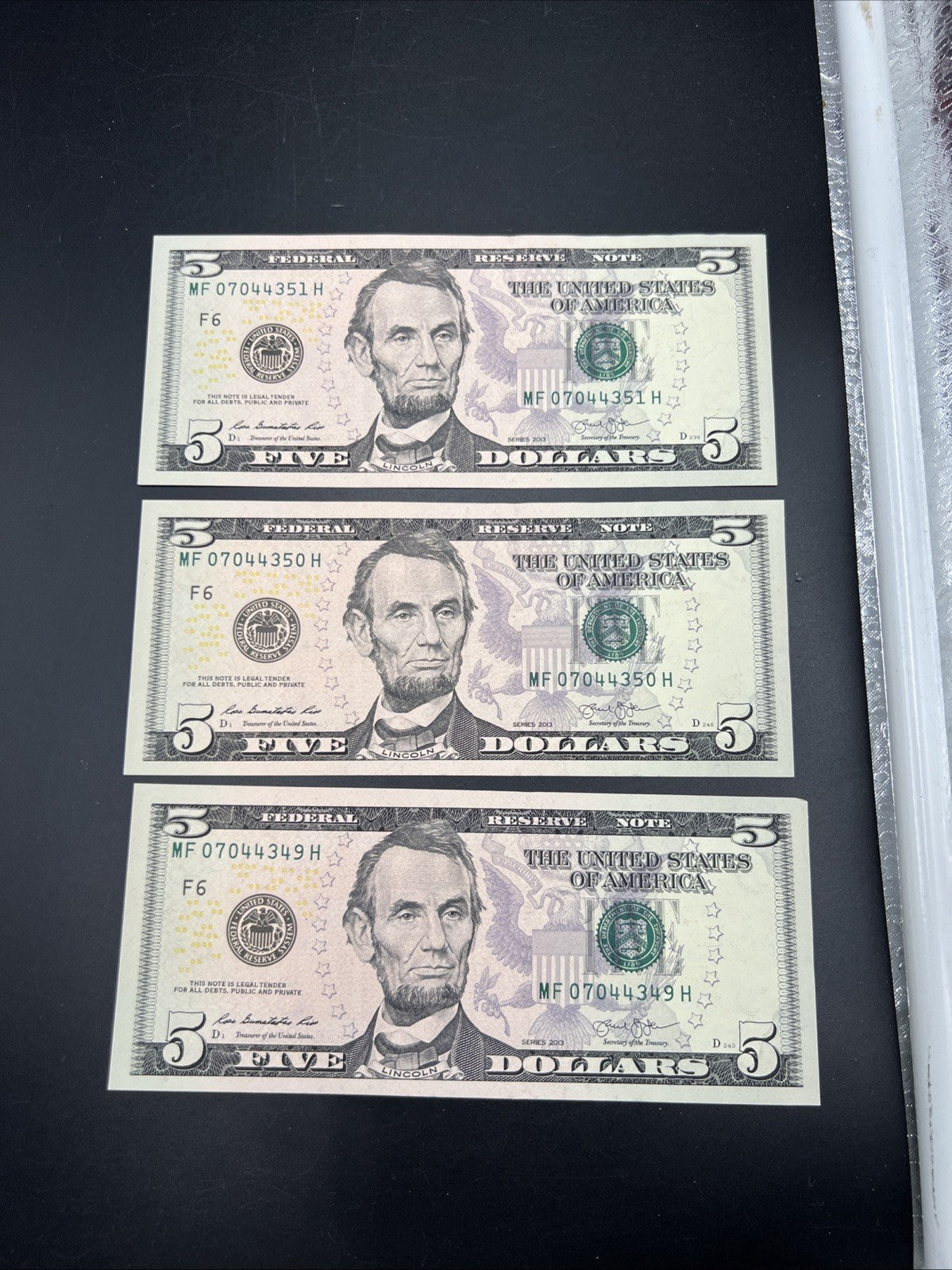 3 Consecutive 2013 $5 FRN Federal Reserve Notes Choice UNC #349