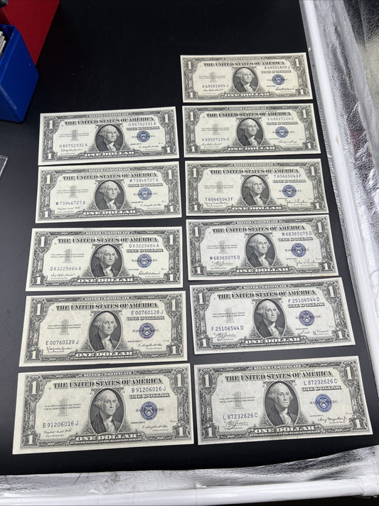 11 Note 1935 A 1957 Silver Certificate Letter Set XF AU / UNC conditions #626