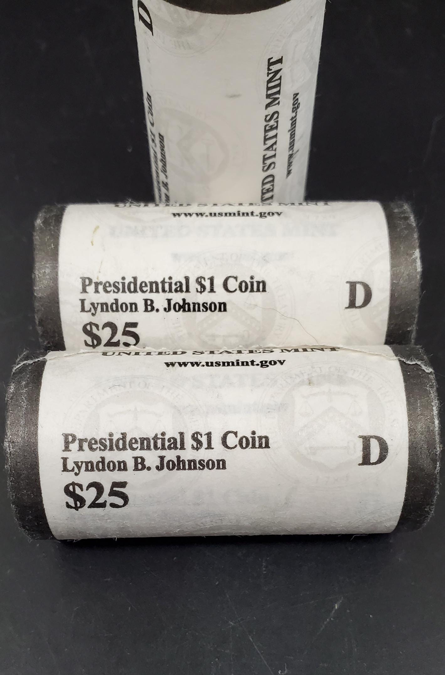 2015 D Lyndon B. Johnson Presidential Dollar US Mint Roll of 25 Coins Uncirculated Unopened HEAD or TAIL