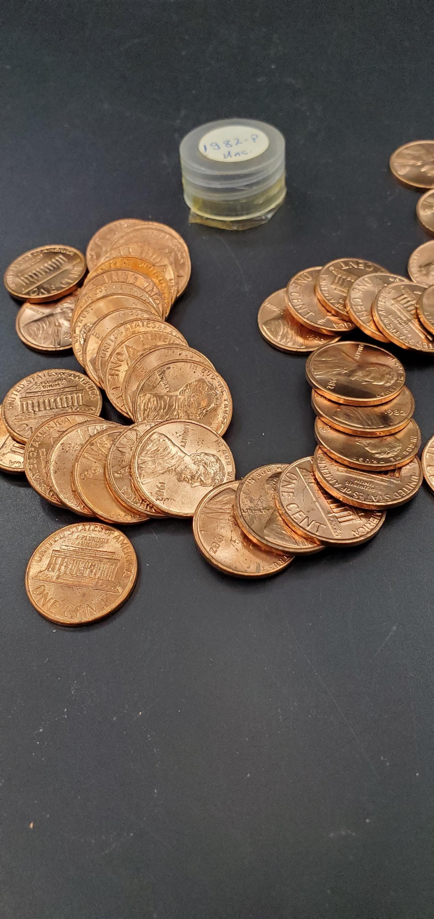 Large Date LD 1982 P BU Roll Lincoln Copper Memorial Cent Penny 50 Coins Uncirculated - 1 Roll of 50 coins Per Purchase