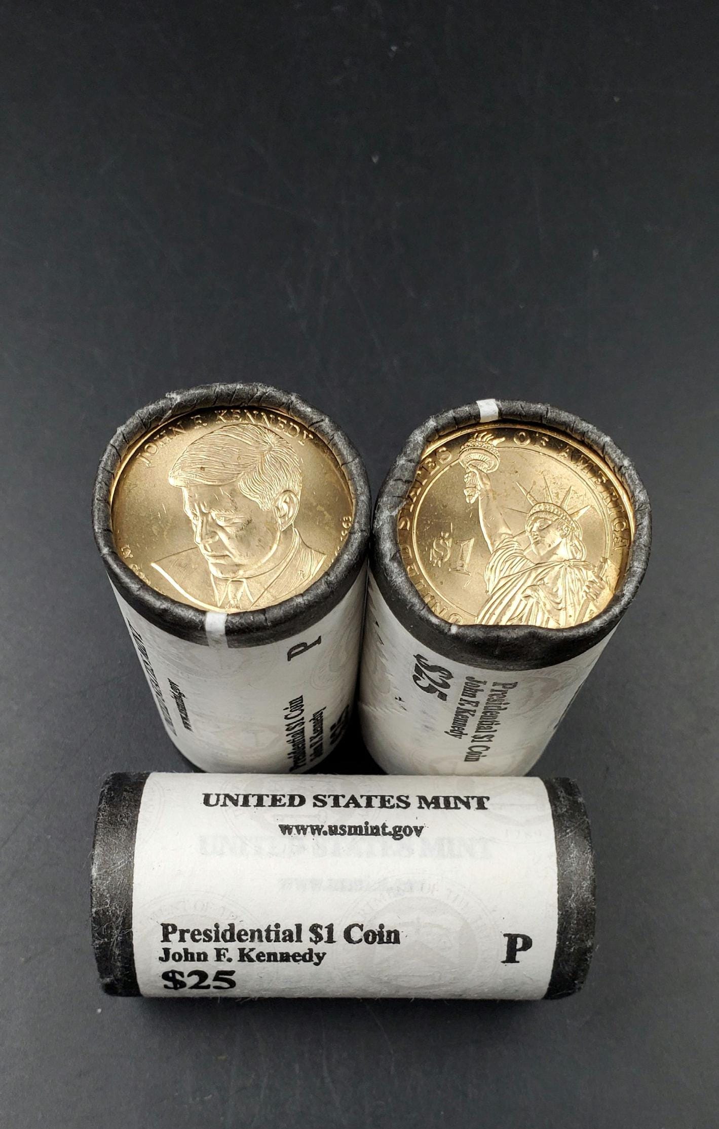 2015 P John F Kennedy Presidential Dollar US Mint Roll of 25 Coins Uncirculated Unopened HEAD or TAIL