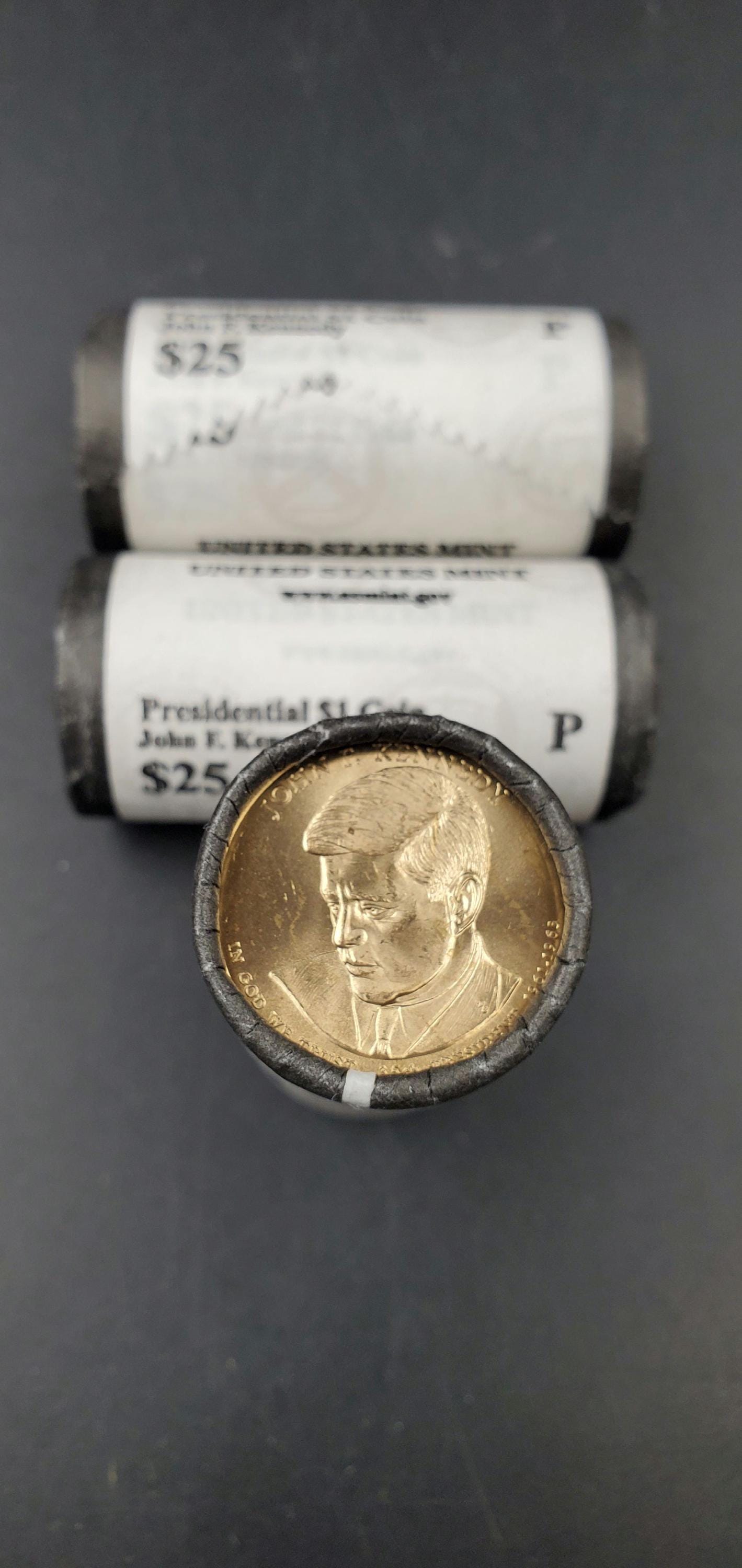 2015 P John F Kennedy Presidential Dollar US Mint Roll of 25 Coins Uncirculated Unopened HEAD or TAIL