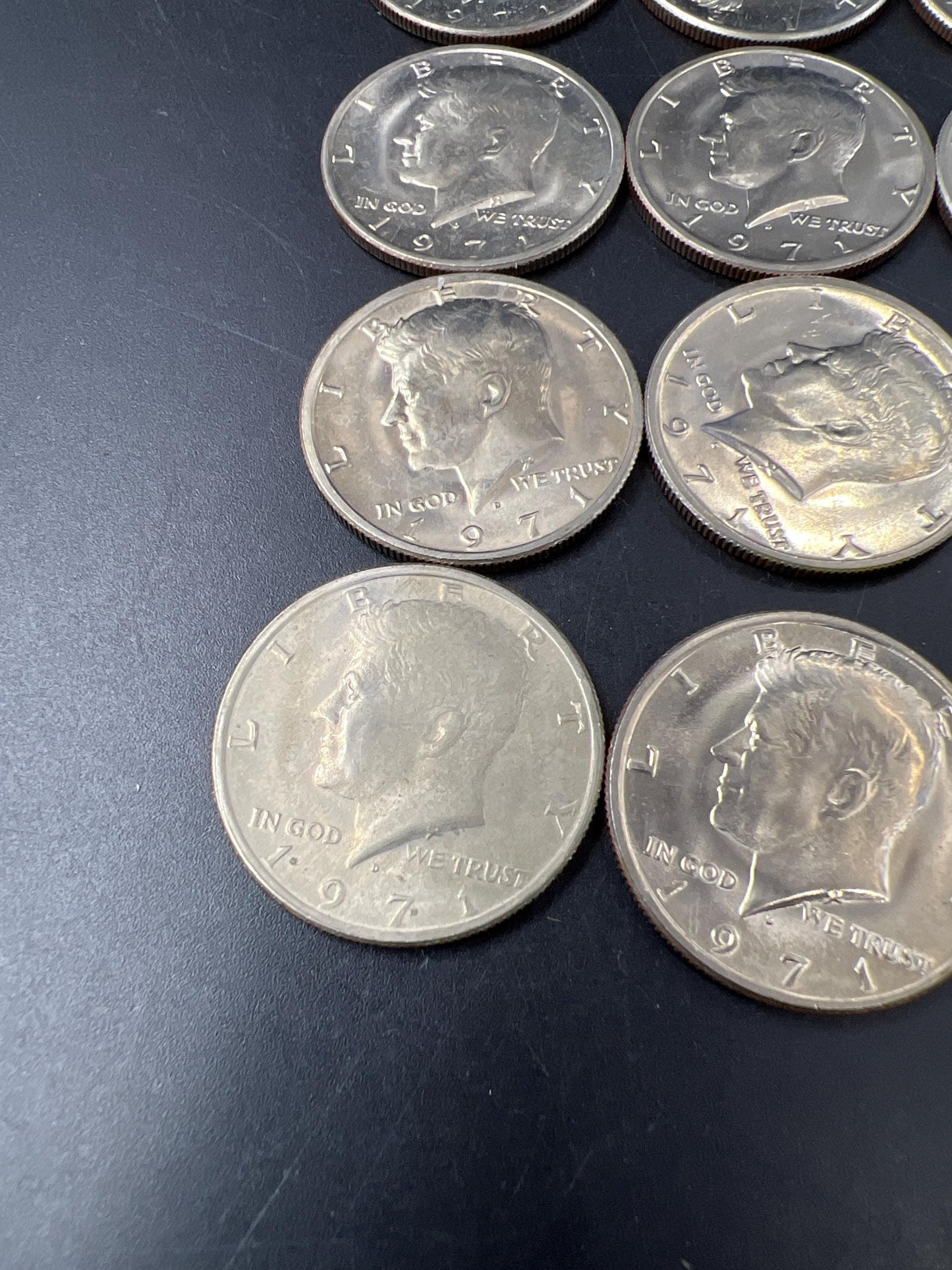20 Coin BU Roll 1971 D 50c Kennedy Copper Nickel Half Dollar Coins Uncirculated with end of roll toned coin pair