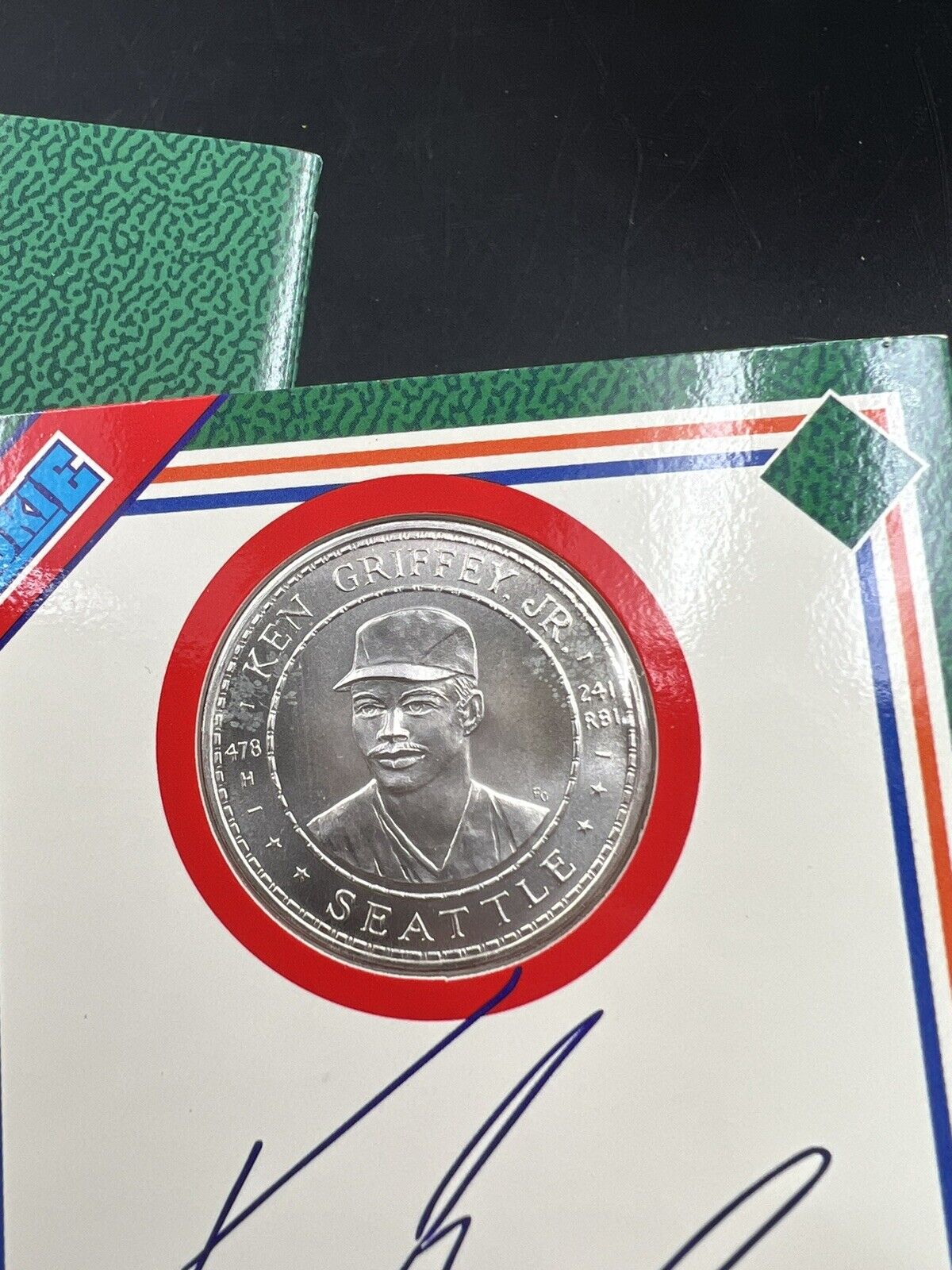 Ken Griffey Jr 1992 Stars Showcase .999 Silver Baseball Coin