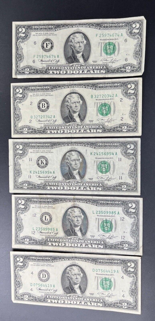 Lot of 5 1976 $2 FRN Federal Reserve Dollars Bicentennial Note Corc VG / Fine +