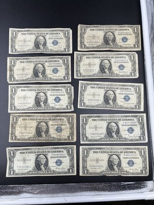 Lot of 10 1935 $1 Dollar Silver Certificate Blue Seal Notes Circulated #81