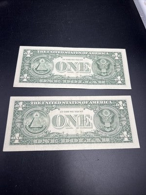 2 Consecutive 2017 $1 FRN Federal Reserve Notes Choice UNC #391