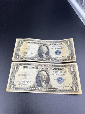 2 Consecutive 1935 A $1 One Dollar Silver Certificates Blue Seal Note F / VF #14