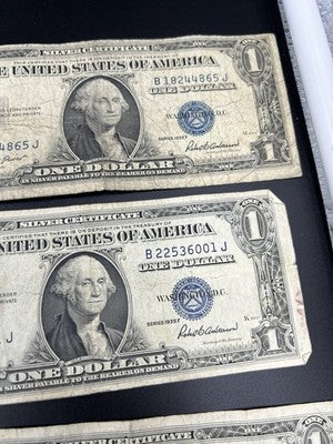 Lot of 10 1935 $1 Dollar Silver Certificate Blue Seal Notes Circulated #81