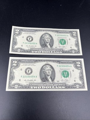 2 Consc 2013 $2 FRN CH AU Notes Repeat Serial #22330055 & #22330054