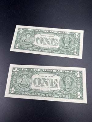 2 Consecutive 2017 A $1 FRN Federal Reserve Notes CH UNC #57