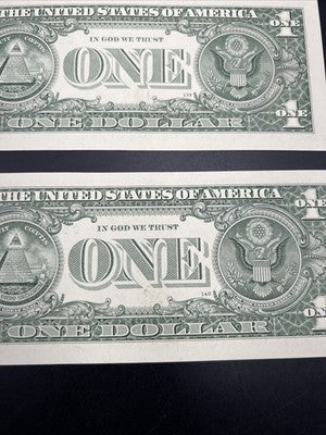 2 Consecutive 2013 $1 FRN Federal Reserve Notes CH UNC #72