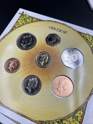 1987 United Kingdom Uncirculated Mint 7 coin Set Used Packaging