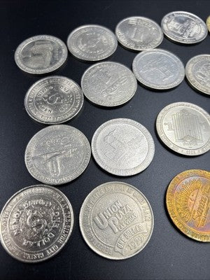 Lot of 20 $1 Casino Dollar Gaming Tokens Metal Circulated Conditions SKU#7543
