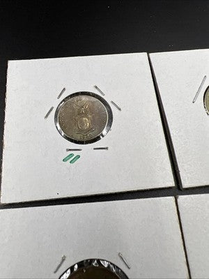 Lot of 4 Toner World Coins Canada Cayman Islands Philippines + Circulated