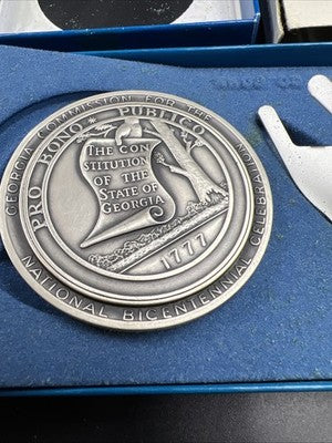 1976 US Bicentnennial Two Hundred Years Georgia 137 Gram .999 Silver Medal n Box
