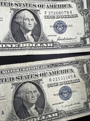 Lot of 7 Circ 1957 $1 One Dollar US Silver Certificates Blue Seal Notes #165