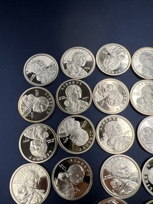 2001 S 25 Coin Proof Sacagawea Dollar Coin Roll