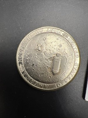 Appollo Collector's Set 1969 CU-NI Appollo 11 Medal & 1976 $1 40% Silver Ike $1