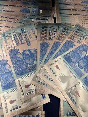 Lot Of 100 Zimbabwe 100 Trillion Dollars Gold Foil Novelty Notes