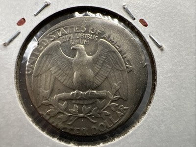1983 P 25c Washington Quarter Coin 20% Off Center Error Coin XF / AU