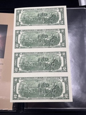 4 Note Souvenir Sheet 2009 US $2 Two Dollar FRN Federal Reserve Notes in Booklet