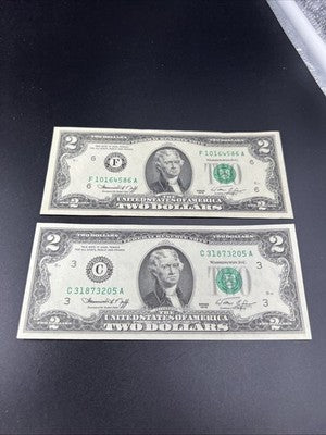 2 Note Lot Choice AU 1976 $2 FRN Bicentennial Federal Reserve Notes #205