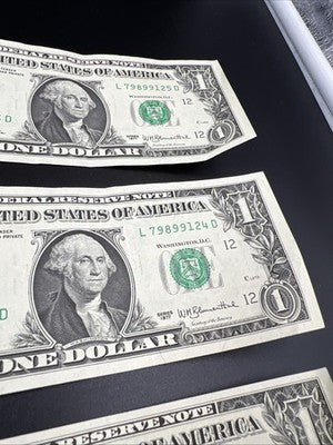 4 Consecutive 1977 FRN Federal Reserve Dollar Bill Notes CH VF Circ #122