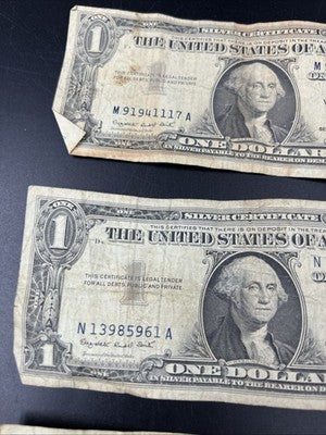 Lot of 10 1957 $1 One Dollar Silver Certificate Blue Seal Notes G / VG #017