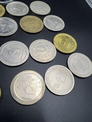 Lot of 20 $1 Casino Dollar Gaming Tokens Metal Circulated Conditions SKU#7544