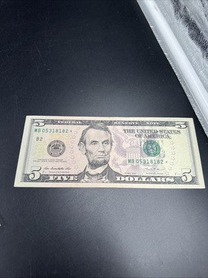 Star * 2013 $5 FRN Federal Reserve Note XF EF Circulated Neat Serial # 05318182