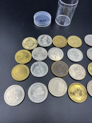 Lot of 20 $1 Casino Dollar Gaming Tokens Metal Circulated Conditions SKU#7539