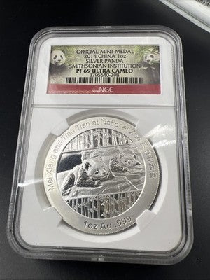 2014 China 10 Yn 1oz Silver Panda Smithsonian NGC MS69 #298