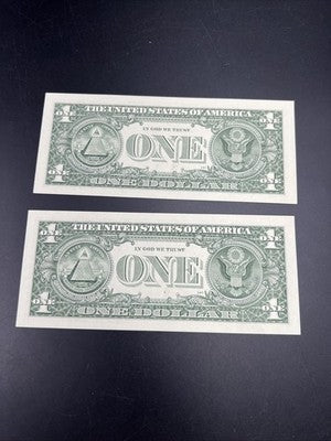 2 Consecutive 2013 $1 FRN Federal Reserve Notes CH UNC #171