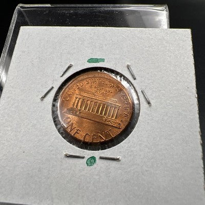 1988 1c Lincoln Memorial Cent Penny Broadstrike 5% Off Center BU UNC SKU#AM