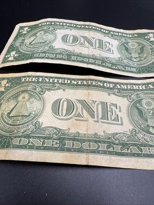 2 Consecutive 1935 A $1 One Dollar Silver Certificates Blue Seal Note F / VF #14