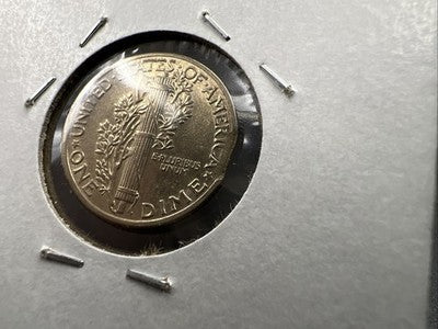 1942 P 10c Mercury Dime Coin Clipped Planchet Error AU
