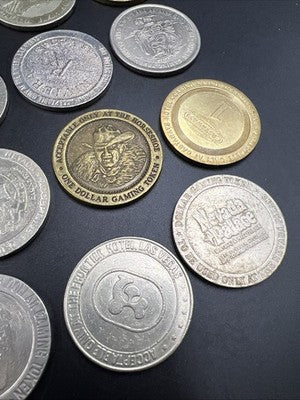 Lot of 20 $1 Casino Dollar Gaming Tokens Metal Circulated Conditions SKU#7534